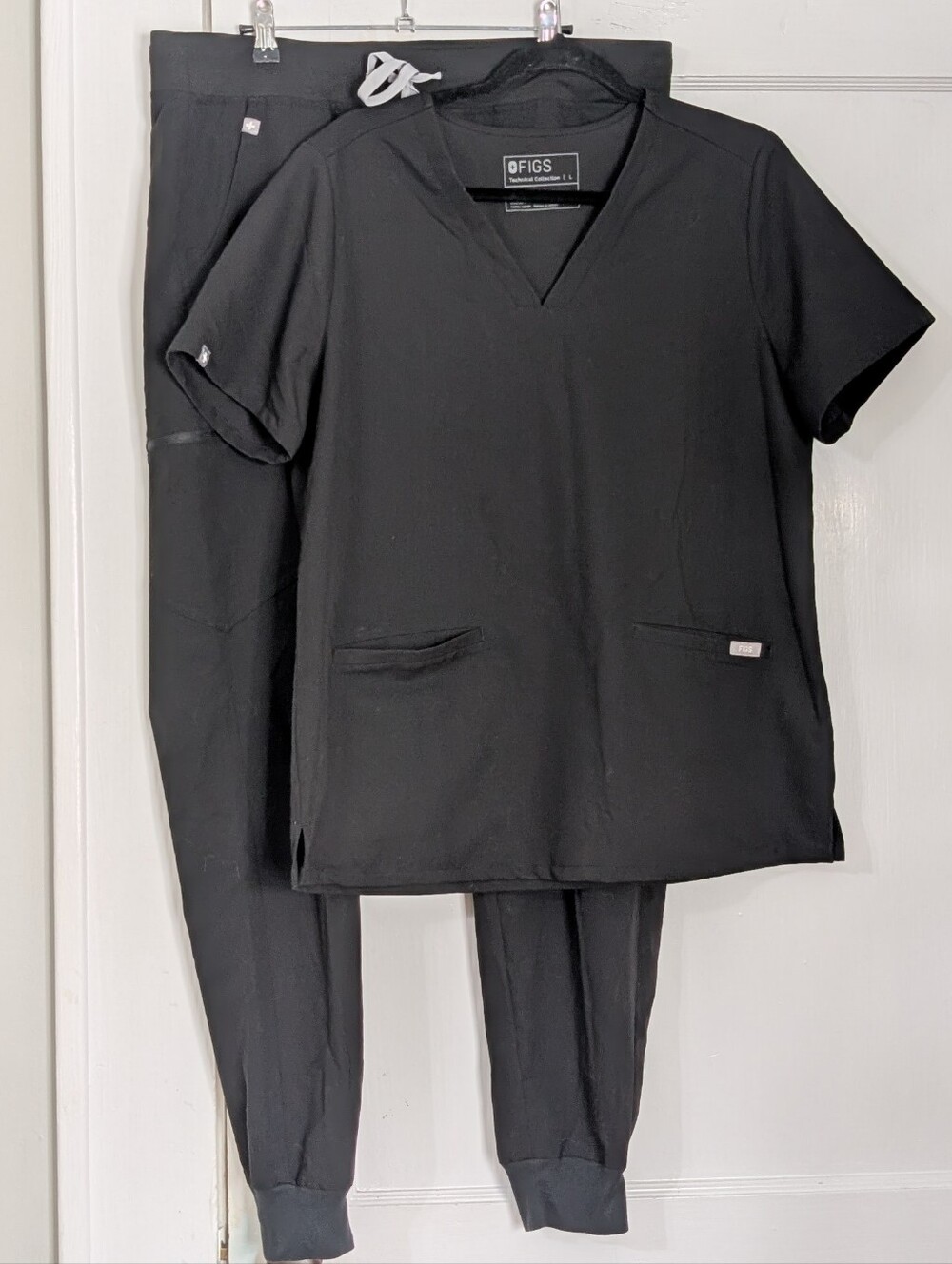 Figs Scrub Set Zamora Jogger Pants & Casma Top Women's Large Tall  - Black